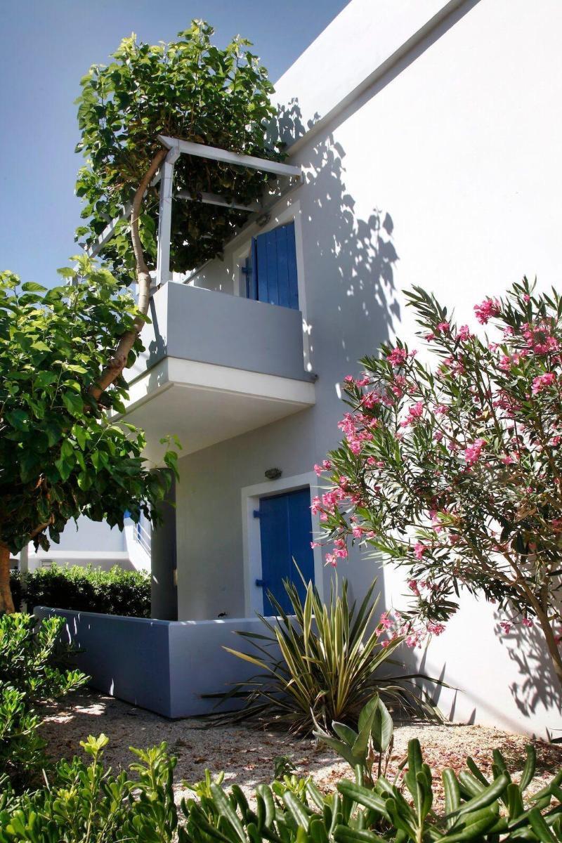 Studios Vasilis Agia Marina  Exterior photo
